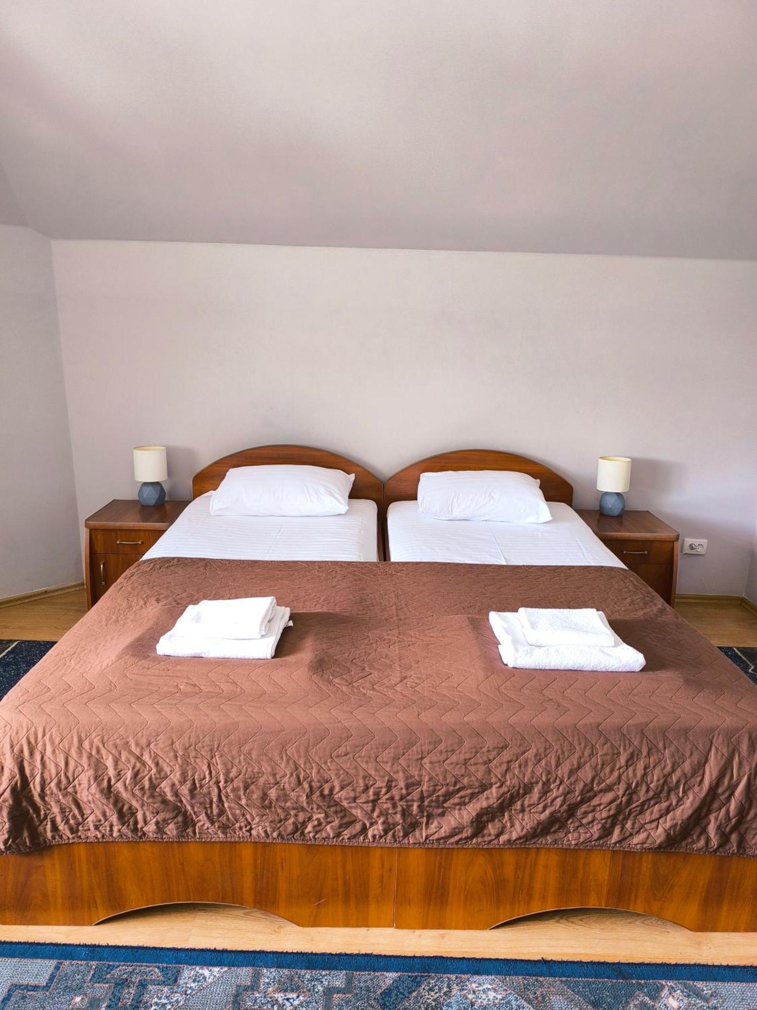 Delfin Hotel Mukacheve